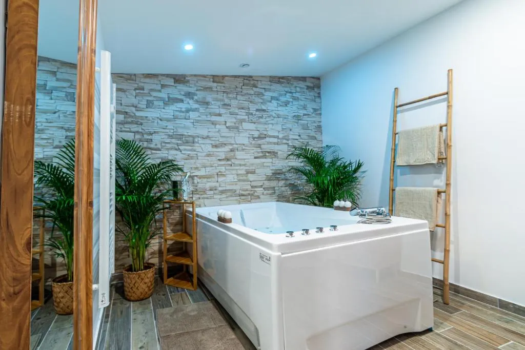 Maison Éden, suite avec spa à Les Essarts-le-Roi