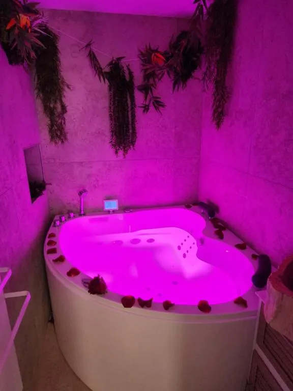 Candle Room, suite avec spa à Hyères