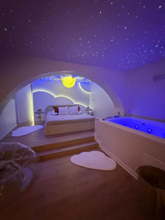 Chambre Moon, hébergement insolite à Ollioules