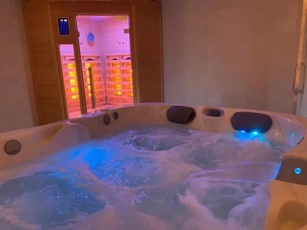 L'Appartement Spa Romance, suite avec spa à Deuil-la-Barre