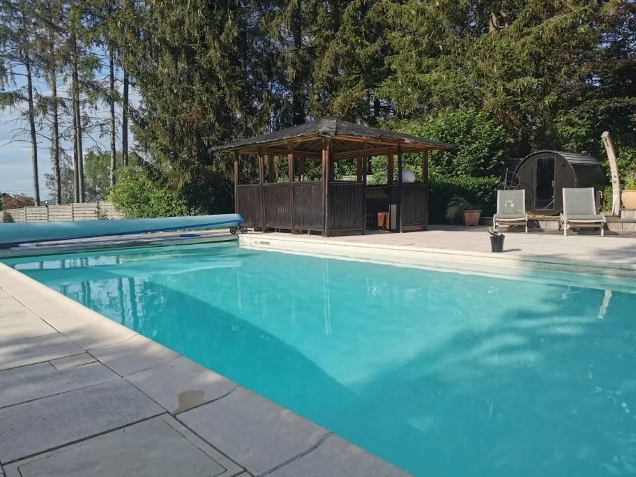 Le Cabanon Spa Privatif à Aye, photo 4