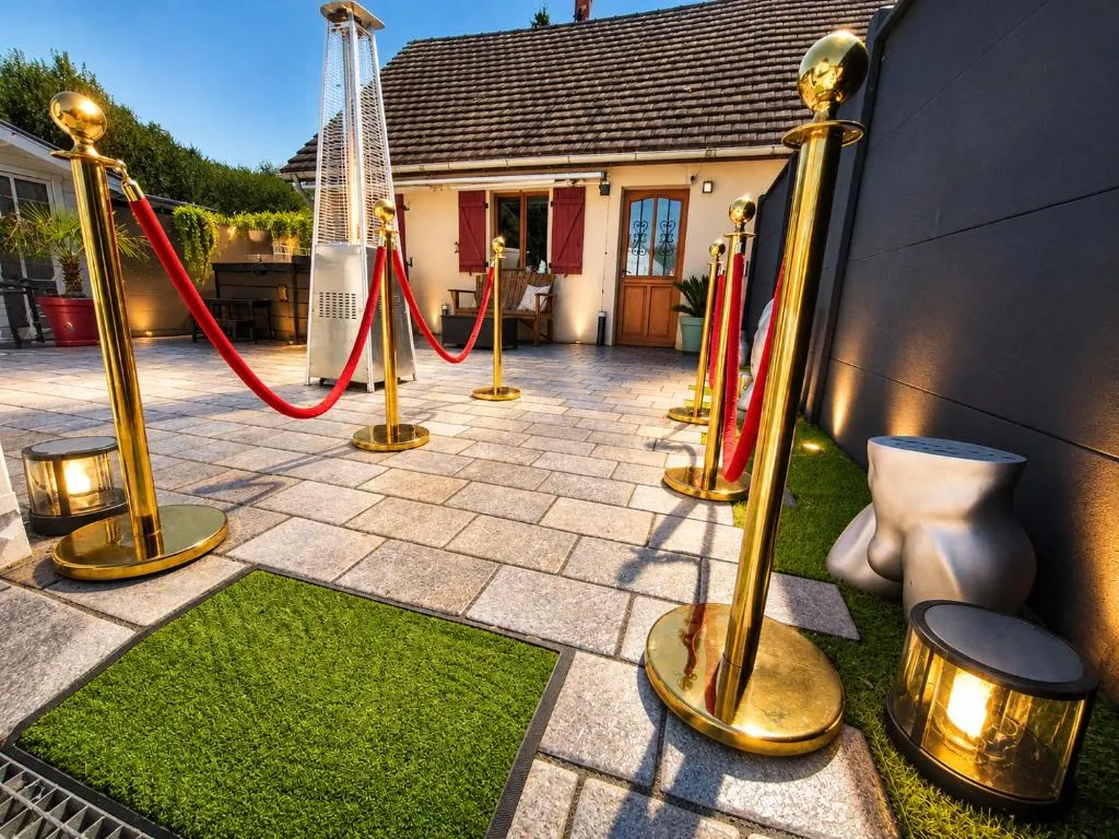La Villa Bonny and Clyde à Valsemé, photo 6