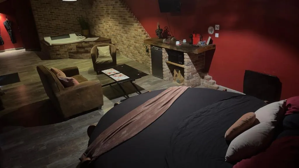 La Chambre Innamorato à Saint-Martial-sur-Né, photo 6