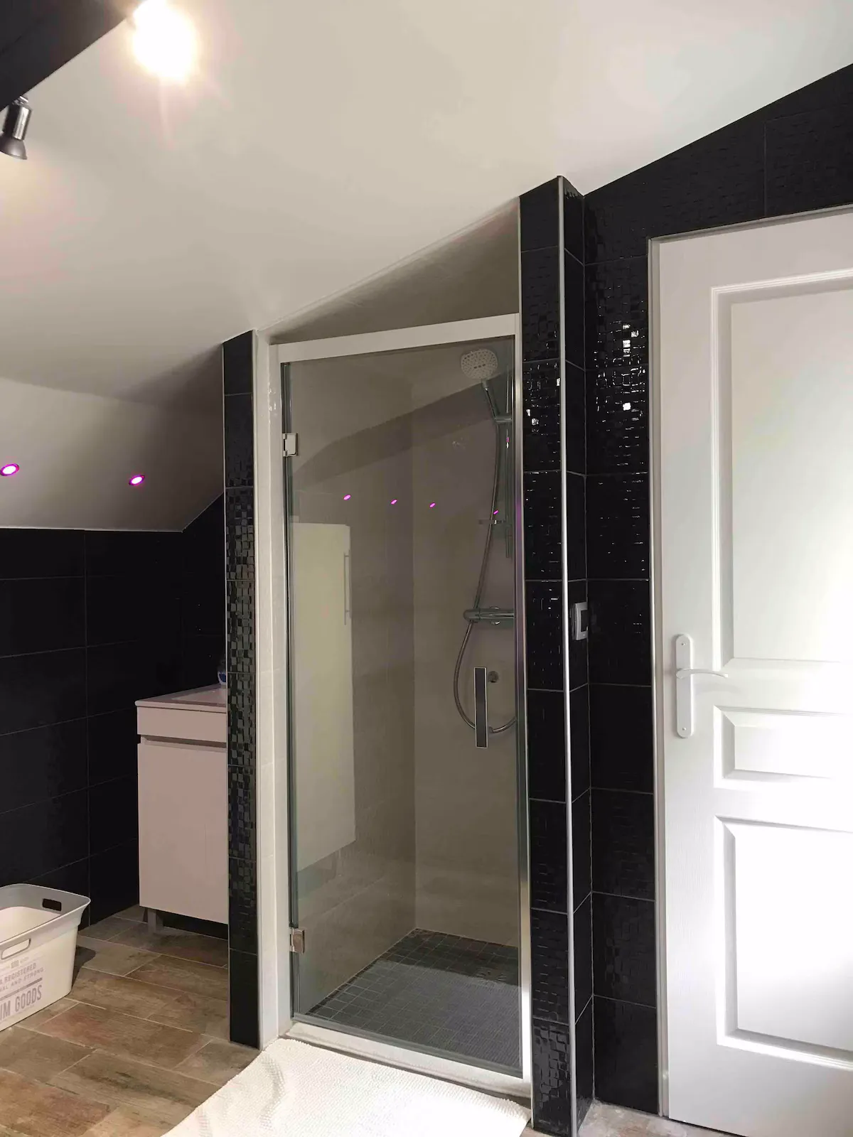 La Cabane Jacuzzi à Corbeil-Essonnes, photo 4