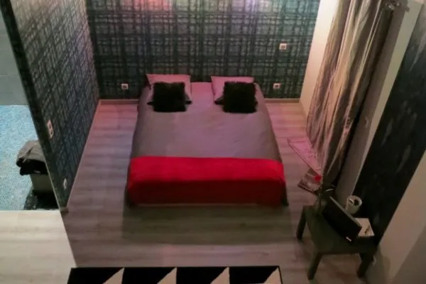 La Suite Jacuzzi Hammam à Bourg-lès-Valence, photo 7