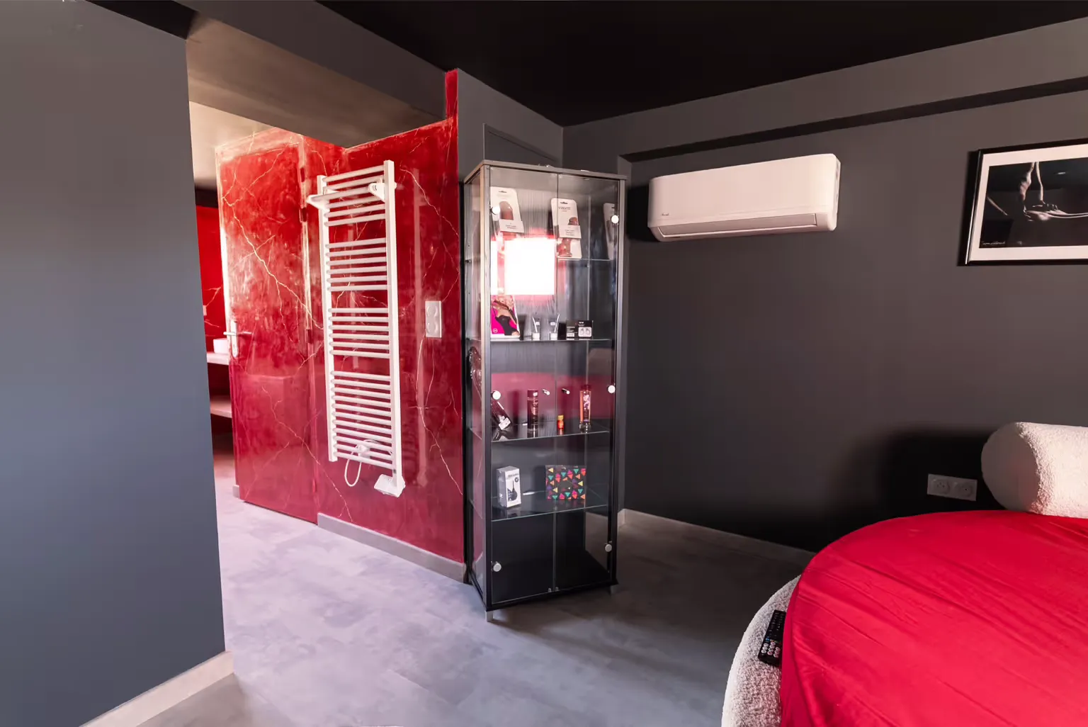 La Suite Rouge et Noire à La Ferté-Gaucher, photo 4