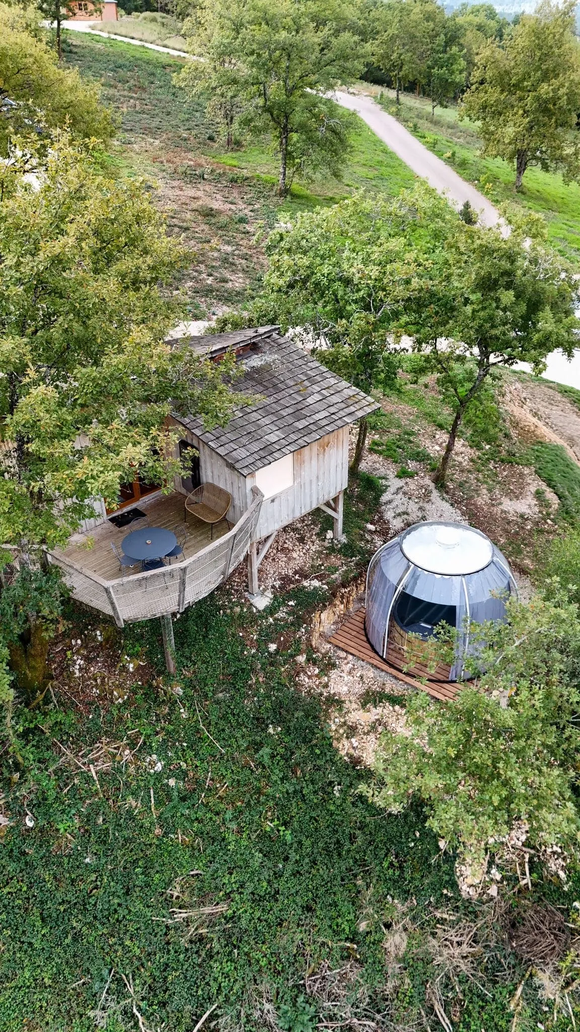 La Cabane La Pinède, cabane à Serrières-sur-Ain