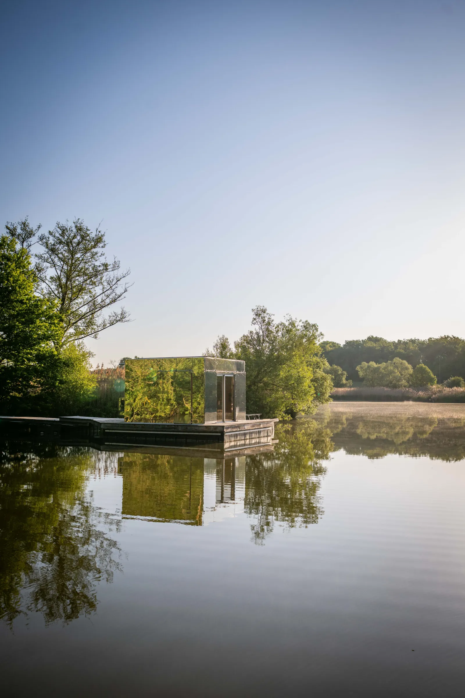 La Cabane Miroir, cabane à Bâgé-Dommartin