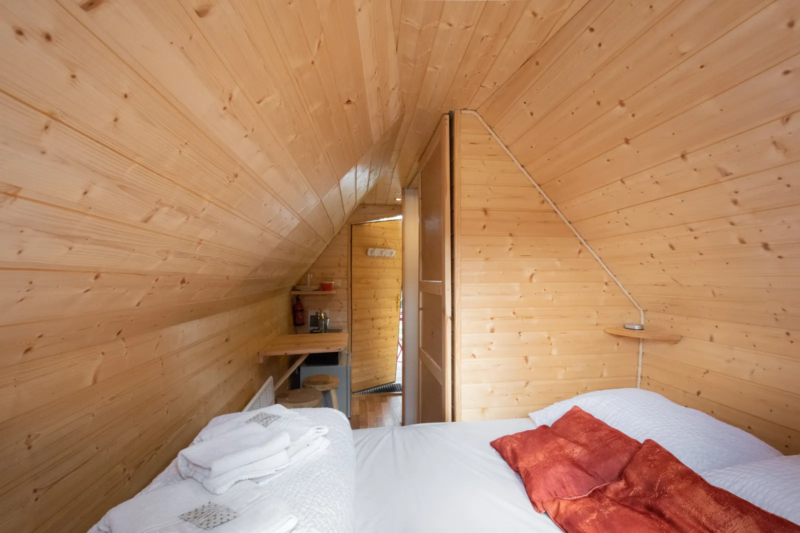 La Petite Cabane des Demoiselles à Chassenard, photo 2