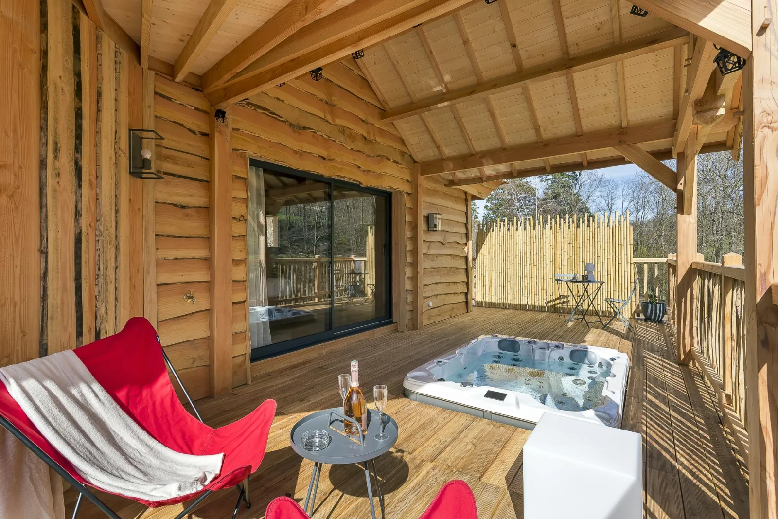 Cabane Laurier, cabane à Satillieu