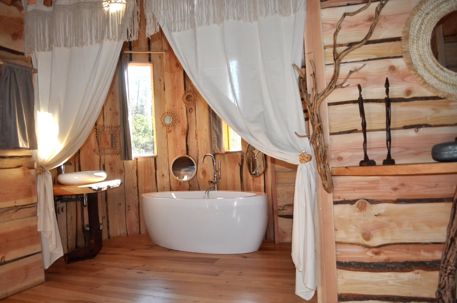 Cabane Cupidon à Les Salelles, photo 6
