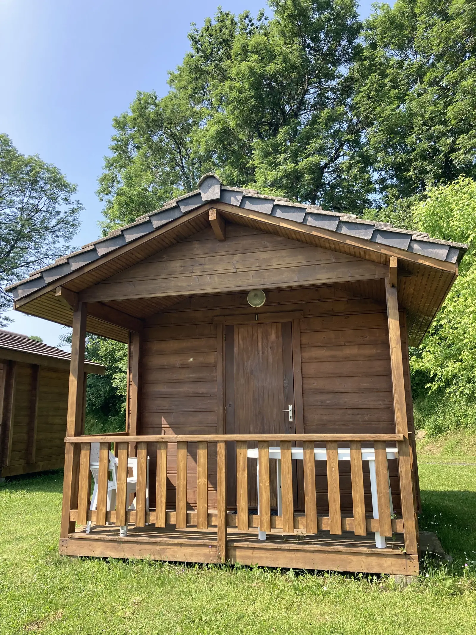 Mini-cabane, cabane à Neuvéglise-sur-Truyère