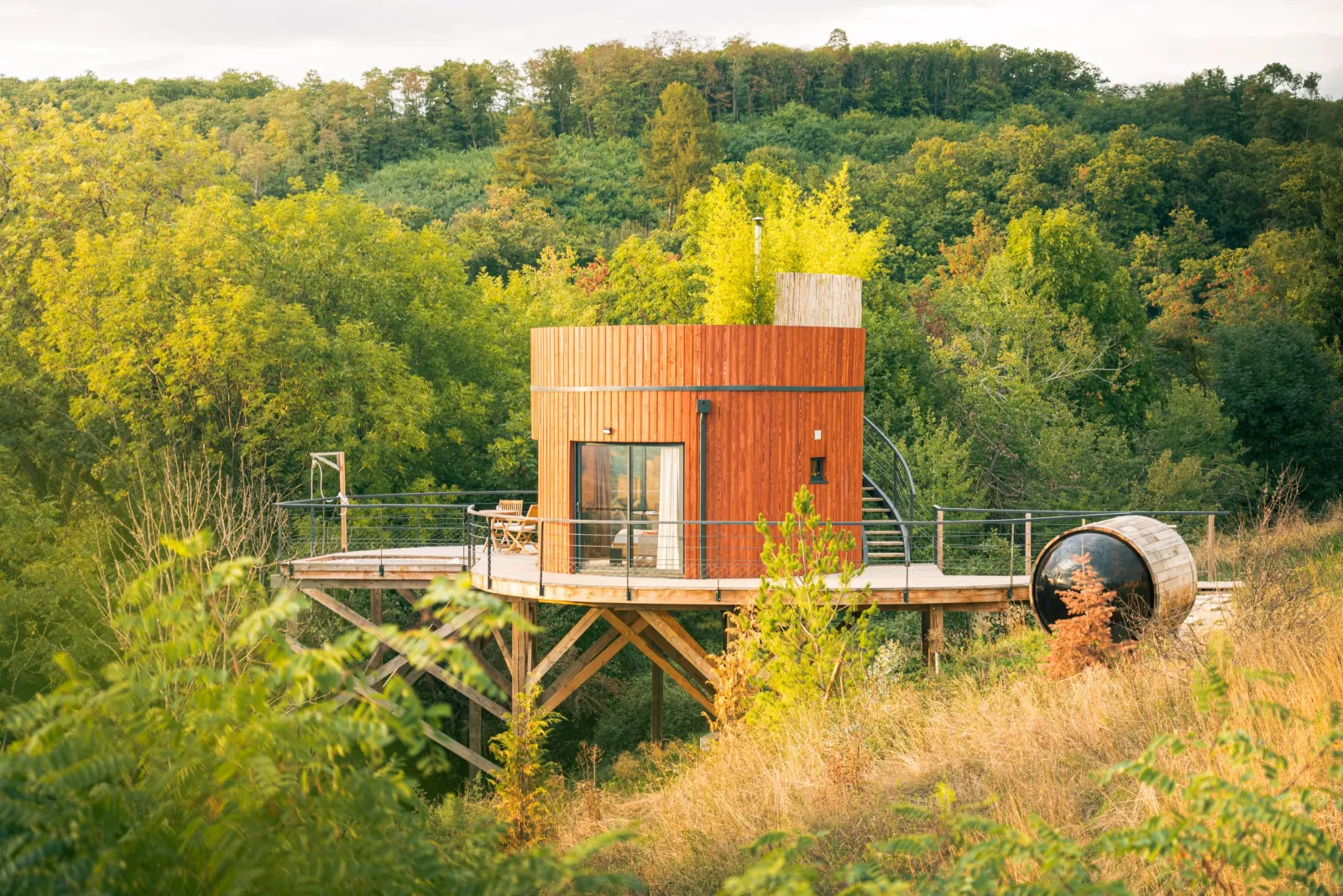Lodge Spa & Sauna Zen, cabane à Gillonnay