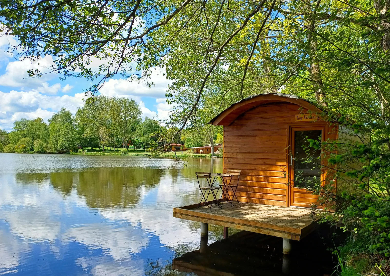 Tiny House du Lac, tiny house à Condat-en-Combraille