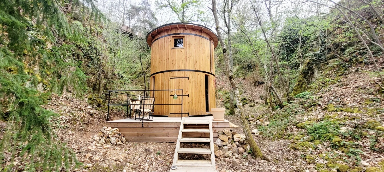 Le To-no, cabane à Quincié-en-Beaujolais
