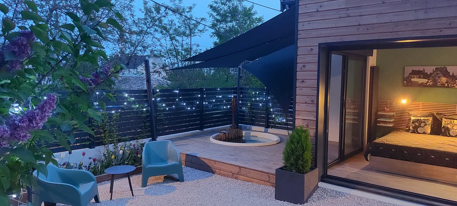 Le Jardin des Écureuils, cabane à Dijon