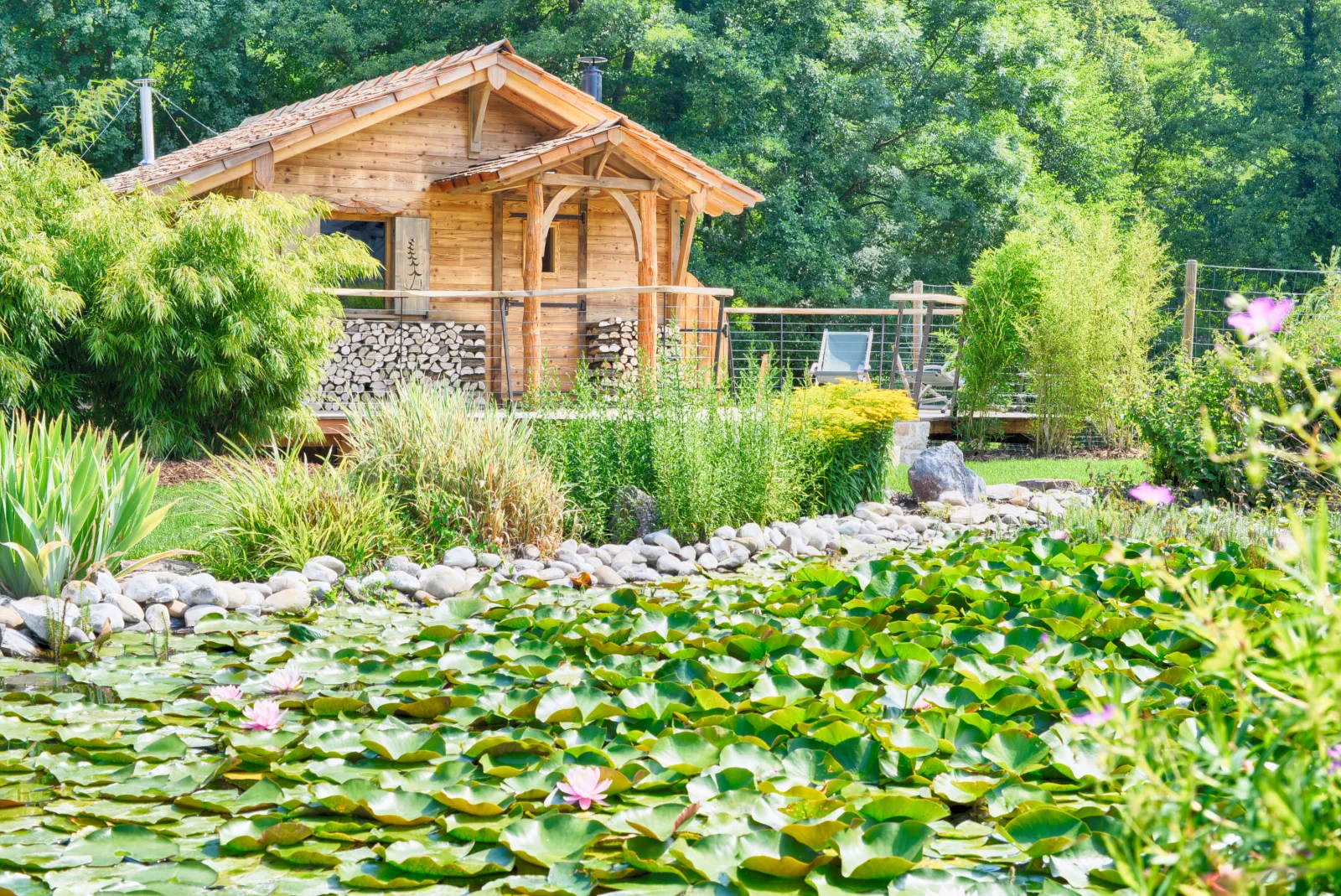 Cabane Spa des Daims, cabane à Corcelle-Mieslot