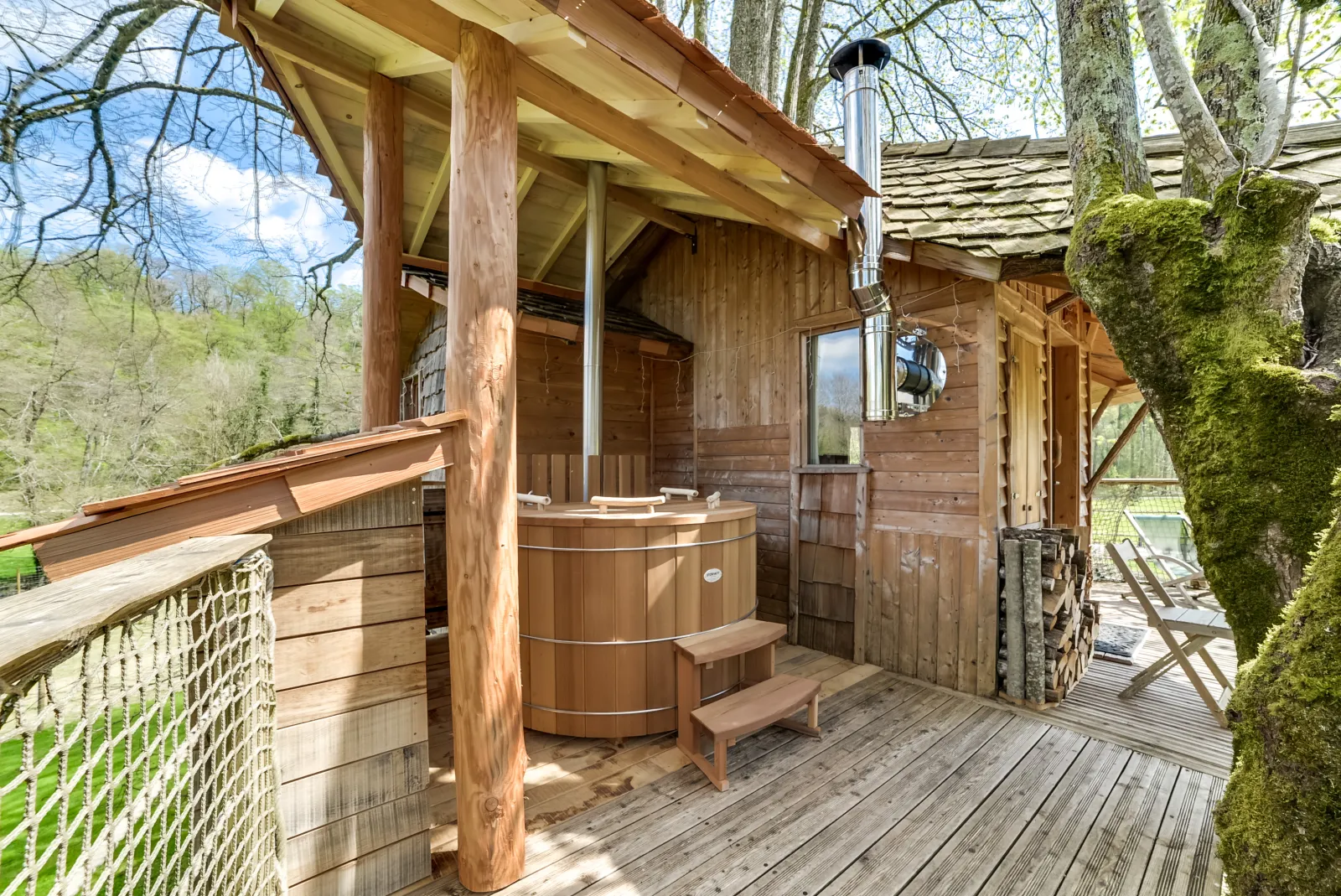 Cabane Spa des Tilleuls à Corcelle-Mieslot, photo 6