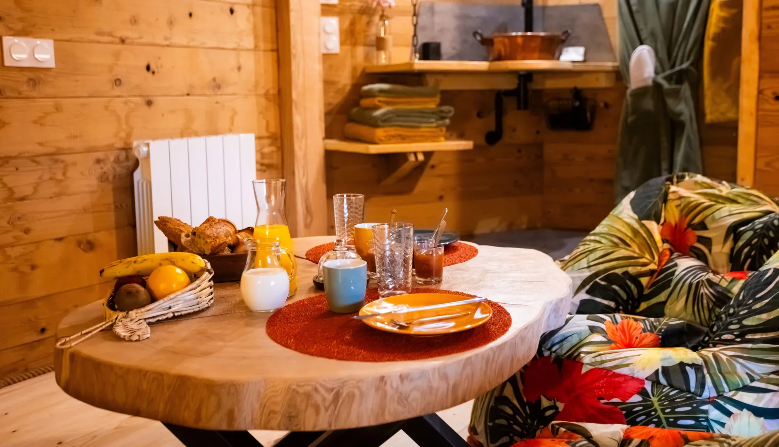 Cabane Chez Jules à Vellerot-lès-Vercel, photo 7