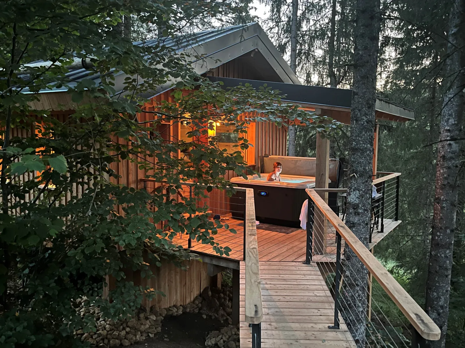 Cabane Bois du Four, cabane à Petite-Chaux