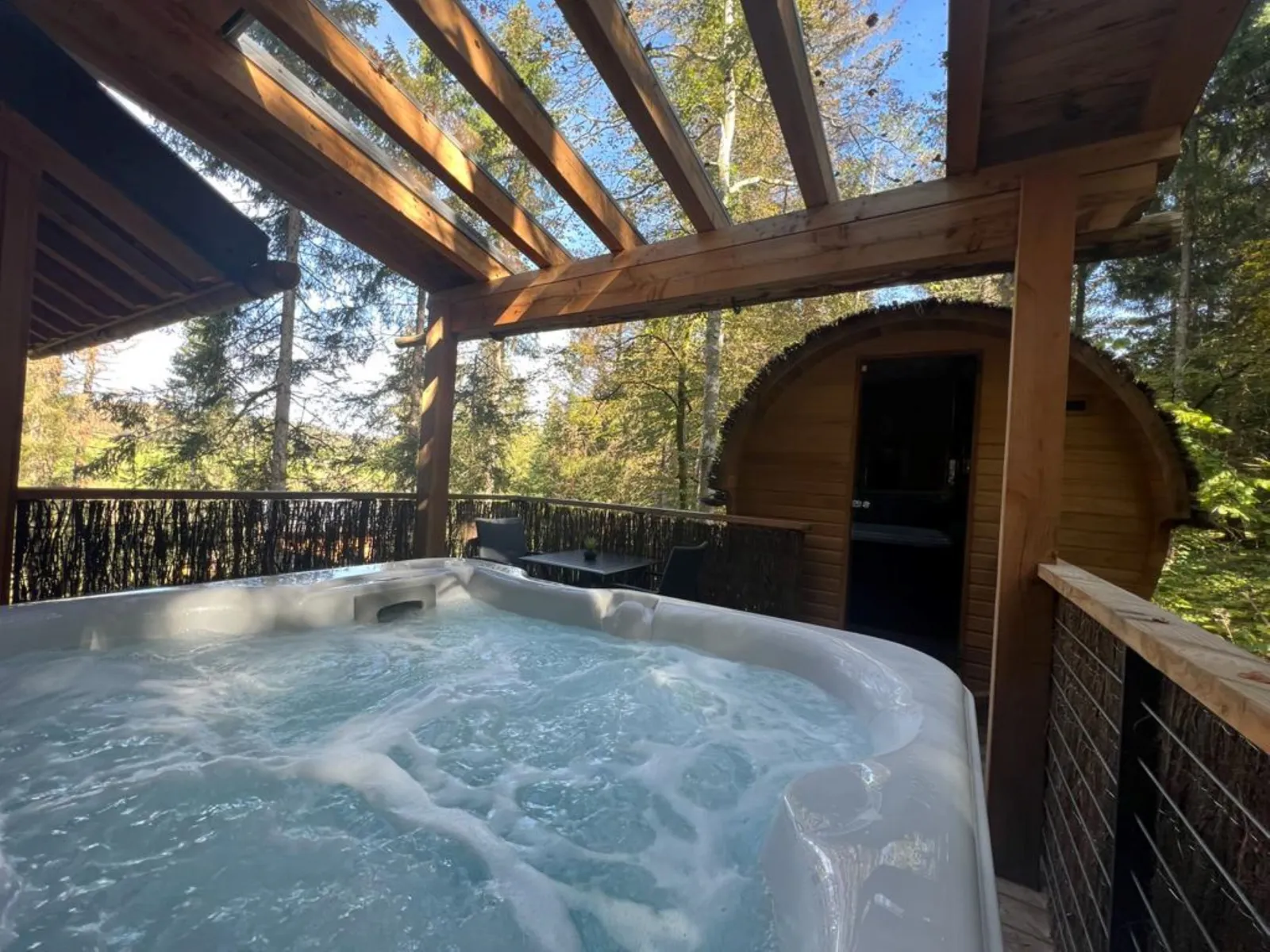 Cabane Champvent à Petite-Chaux, photo 3