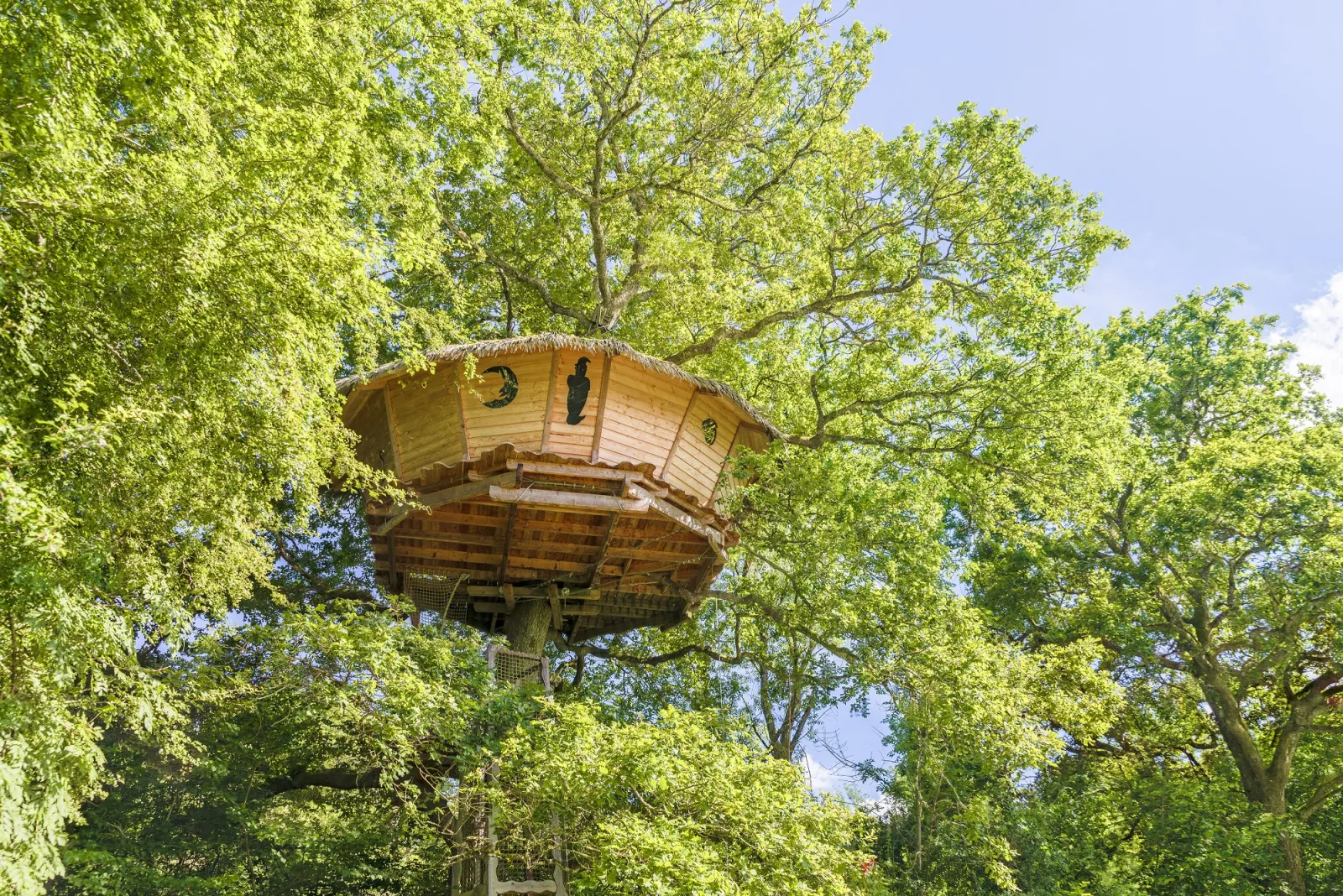 Cabane Extase, cabane à Chassey-lès-Montbozon