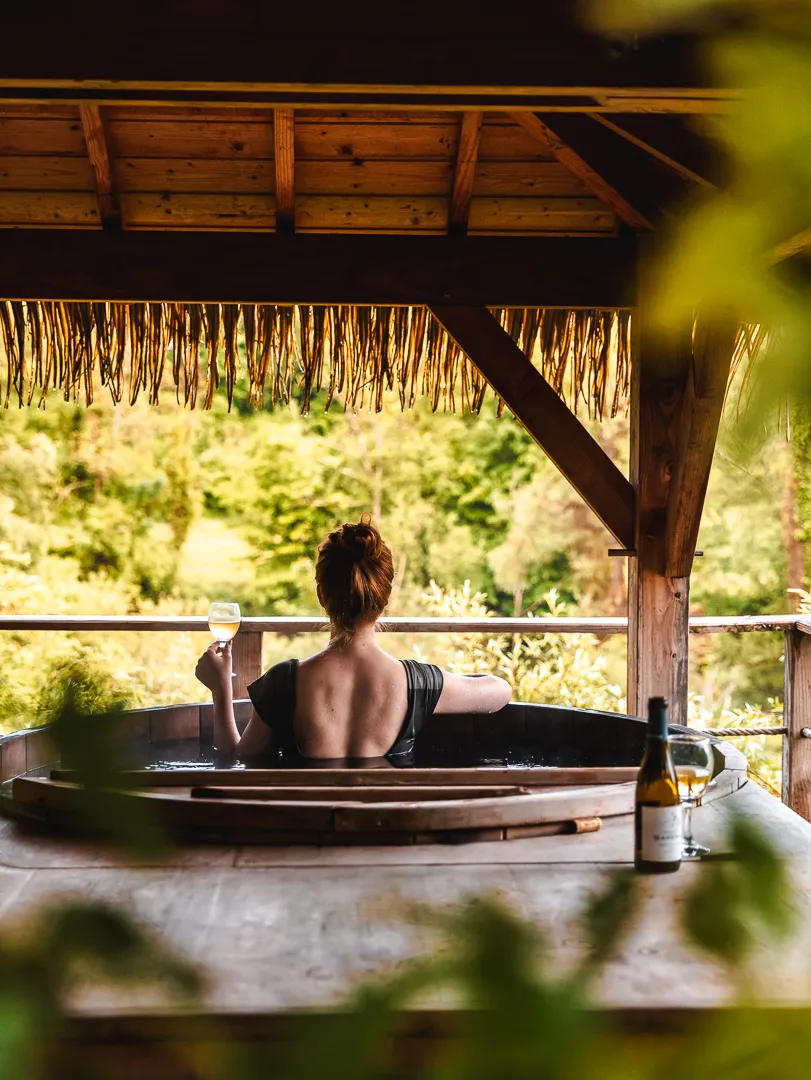 Cabane Spa Rêveuse à Chassey-lès-Montbozon, photo 2