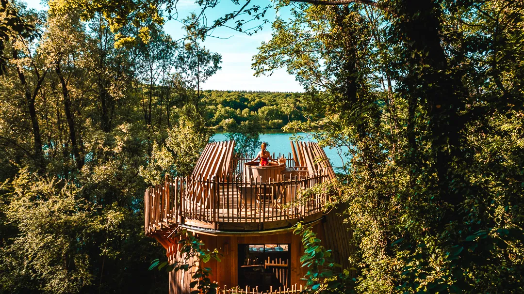 Cabane Spa Immersion à Chassey-lès-Montbozon, photo 3