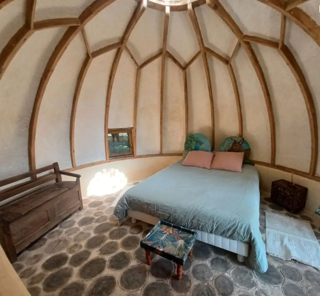 Cabane de la Chouette à Saint-Rémy-du-Plain, photo 2