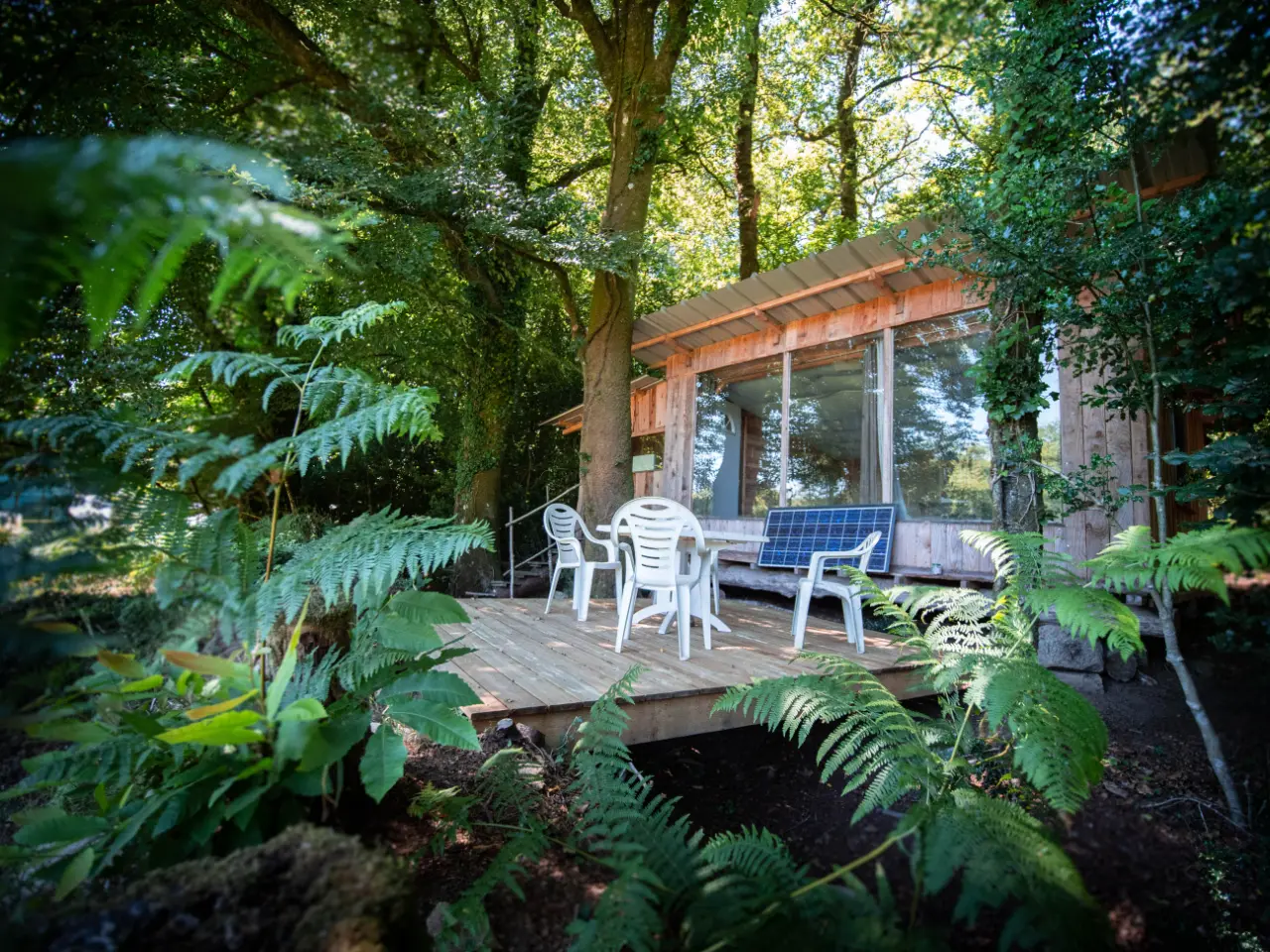 Cabane de l'écovillage, cabane à Priziac