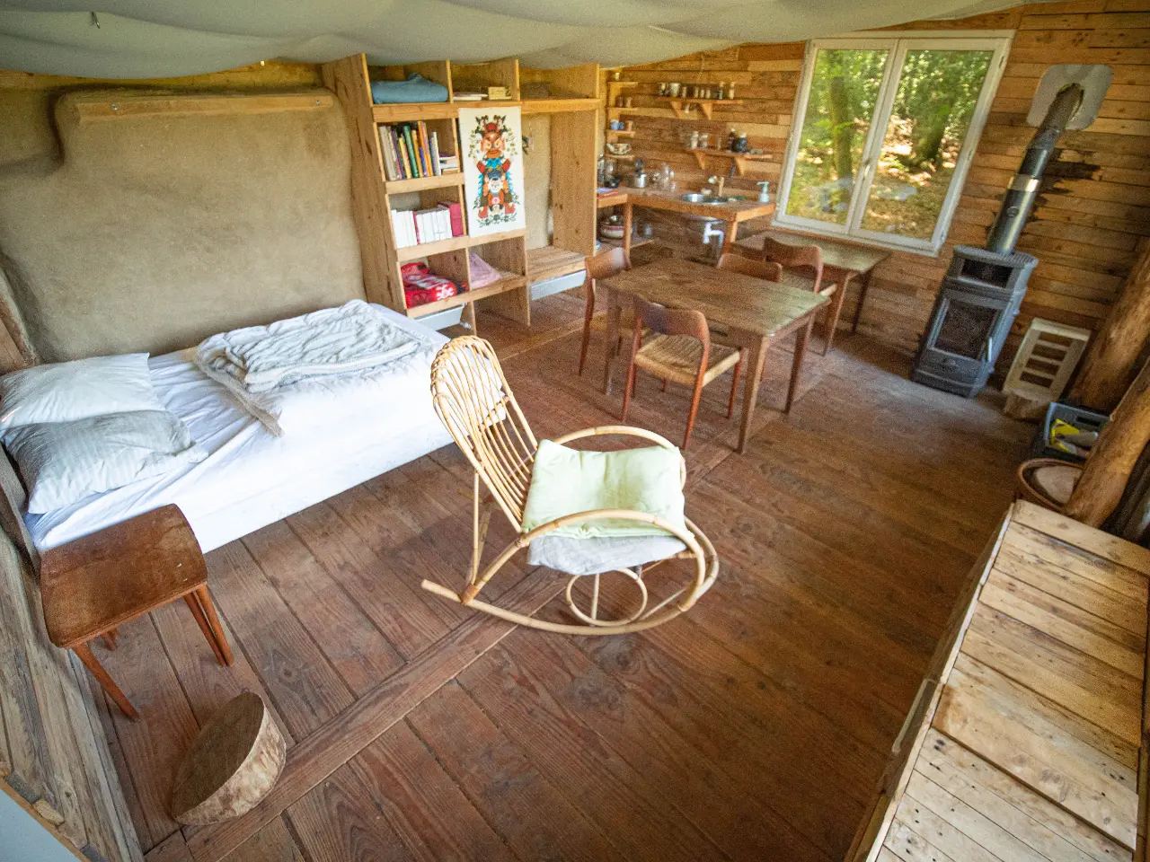 Cabane de l'écovillage à Priziac, photo 2