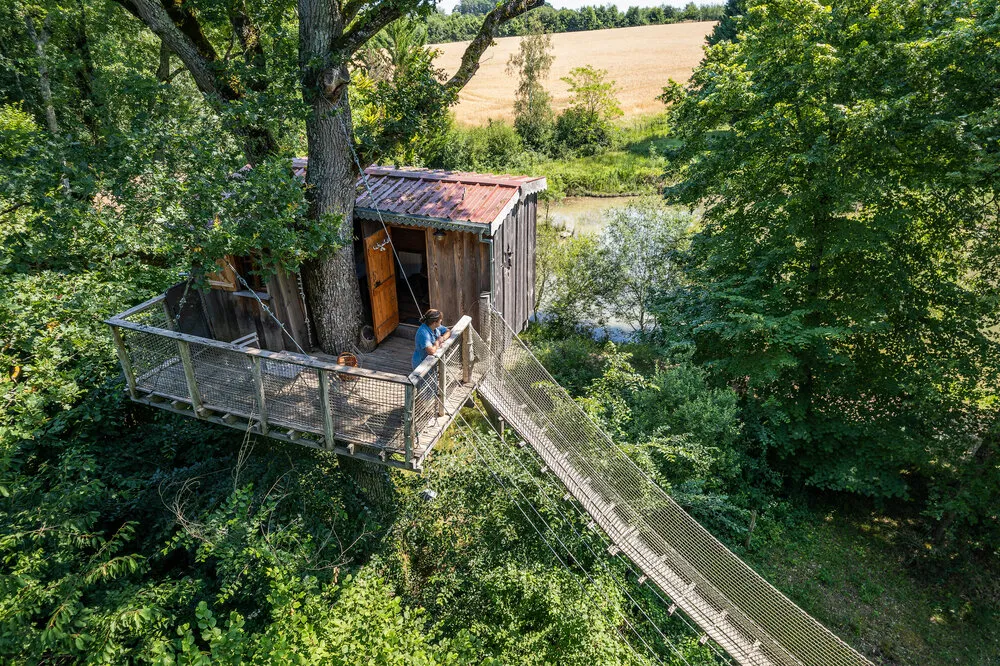 Cabane du Vieux Chêne, cabane à Descartes