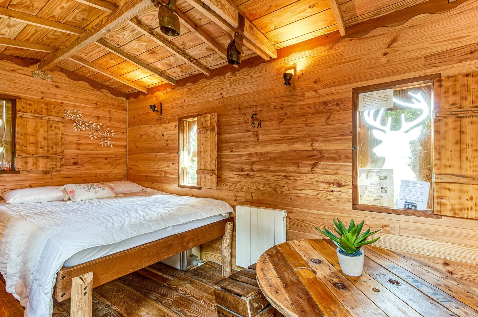 Cabane du Vieux Chêne à Descartes, photo 7