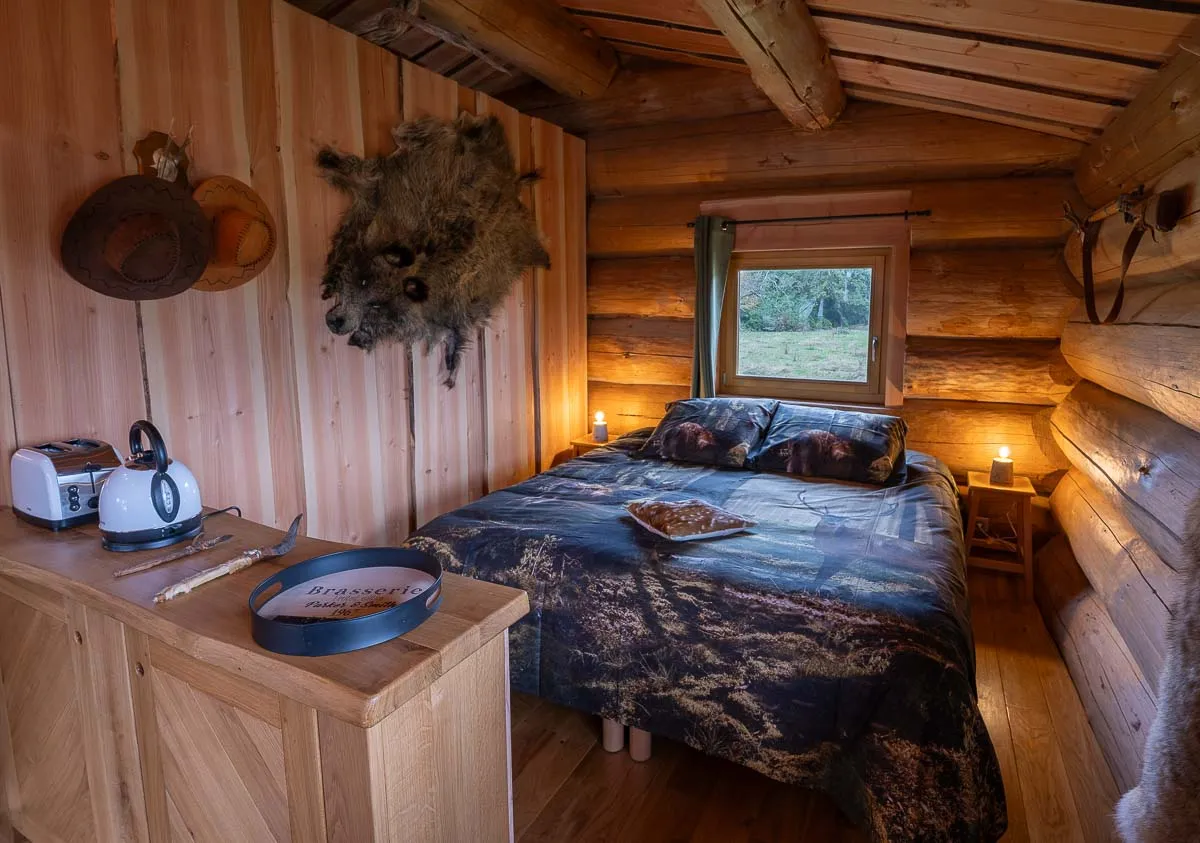 Cabane Spa du Trappeur à Chennegy, photo 3