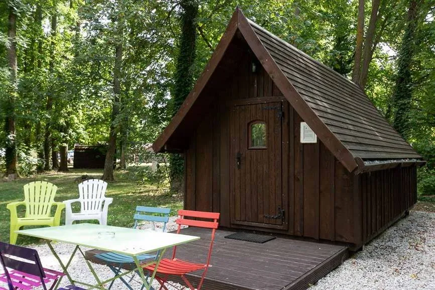 Cabane de Troll Bivouac à Bar-sur-Aube, photo 3