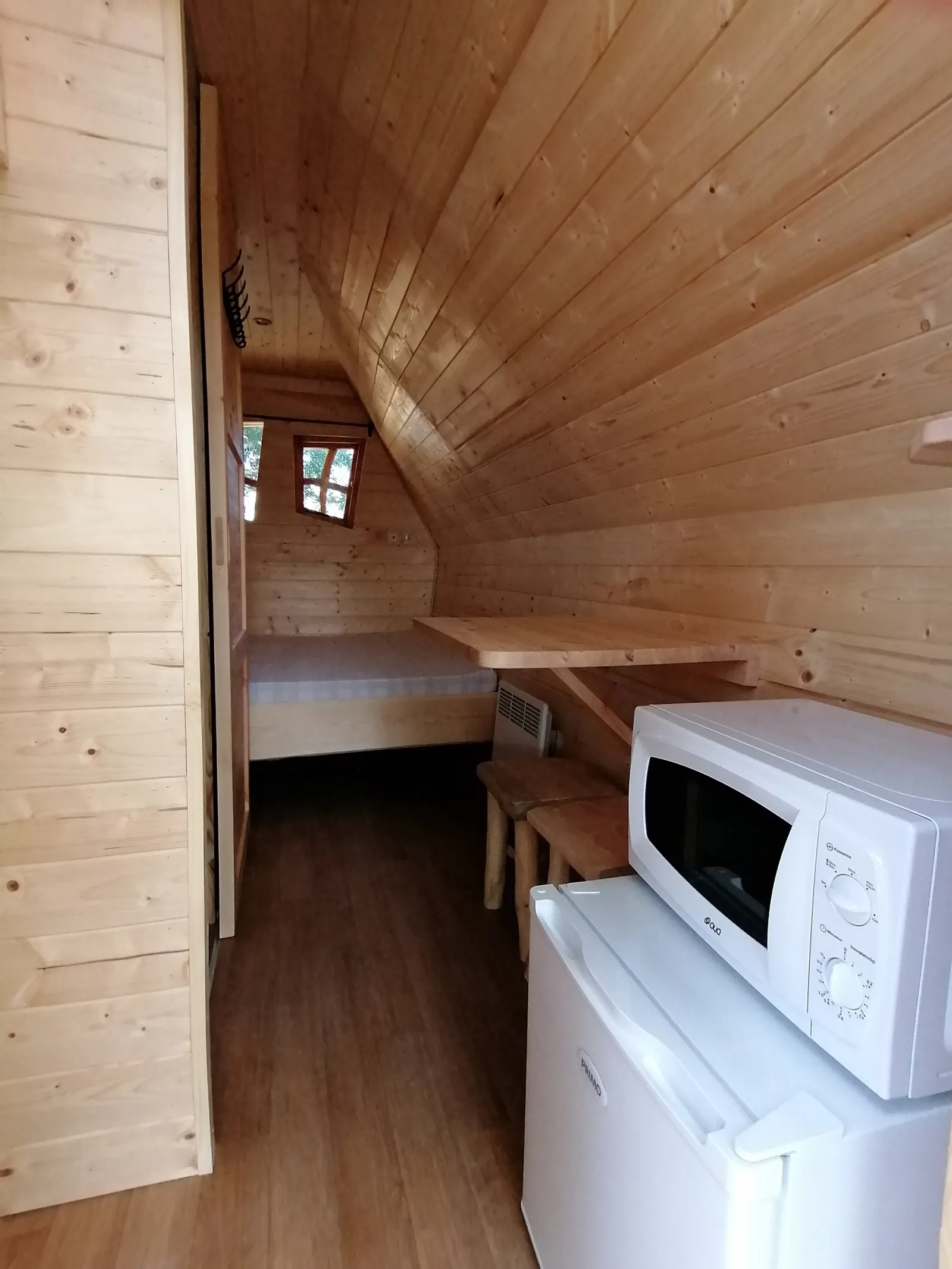 La Petite Cabane de la Gare à Esclavolles-Lurey, photo 6