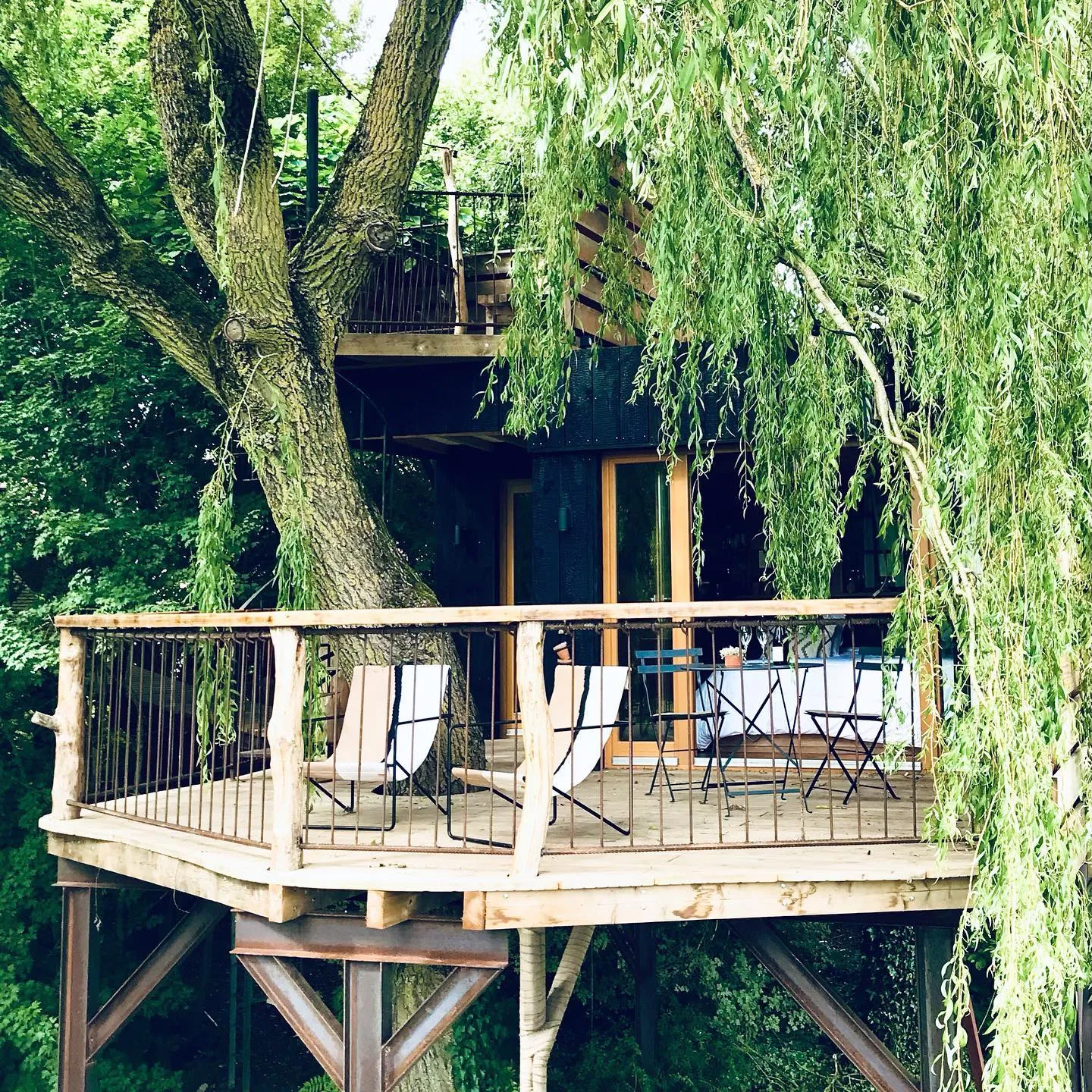 Cabane Pinot Noir, cabane à Nanteuil-la-Forêt