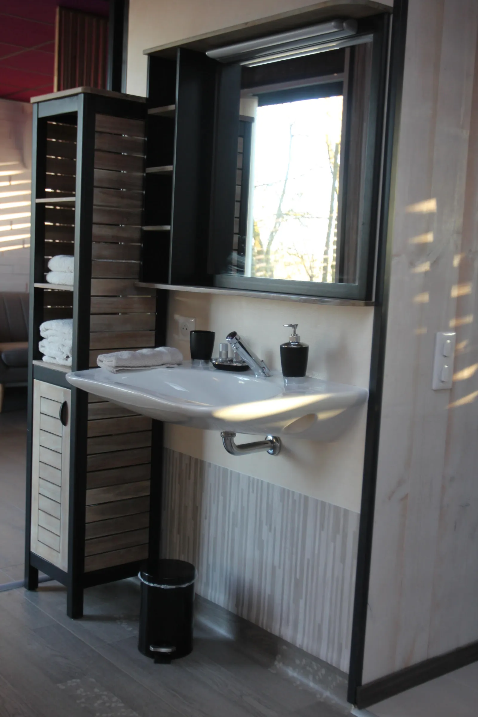Cabane Spa Isao à Ville-sur-Illon, photo 7
