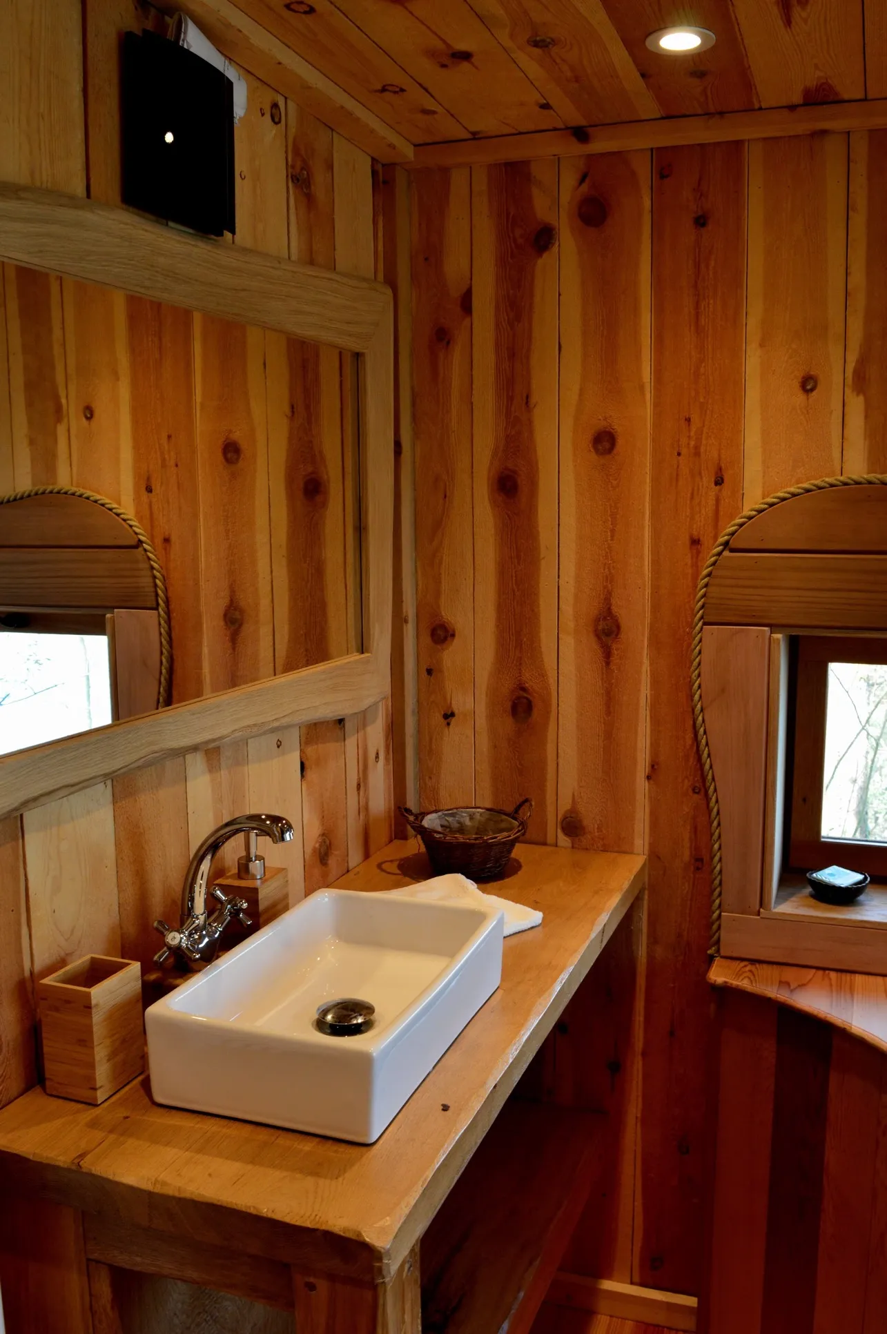 Cabane Au Fil de l'Eau à Saint-Léger-aux-Bois, photo 7