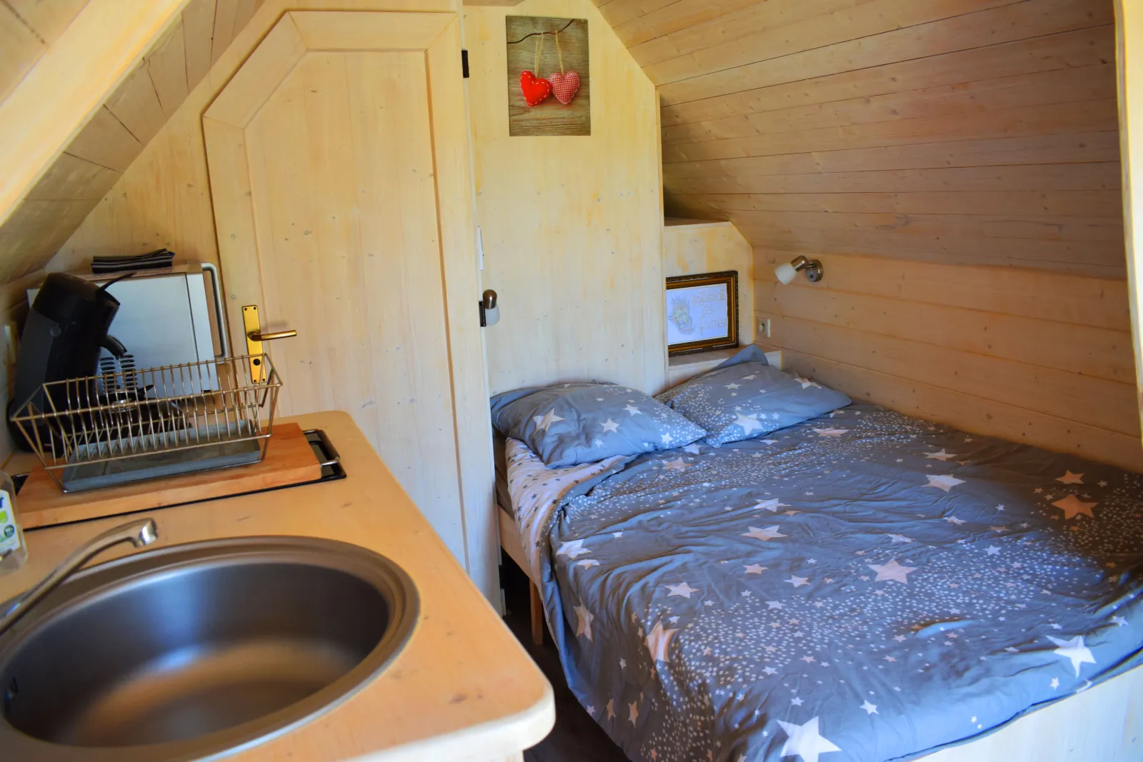 Cabane des Trolls à Réaux sur Trèfle, photo 3