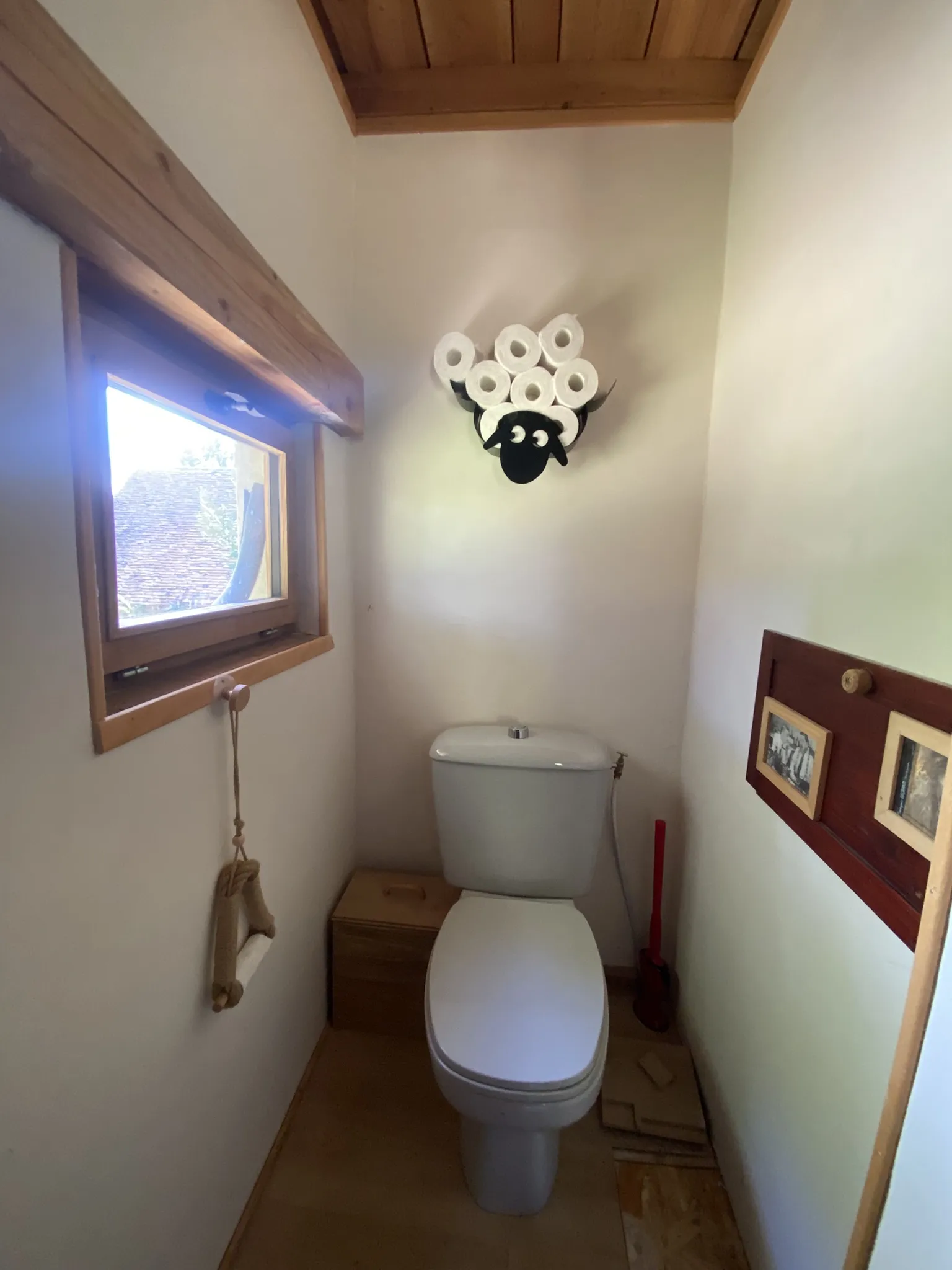 Cabane du chêne tricentenaire à Lamongerie, photo 7