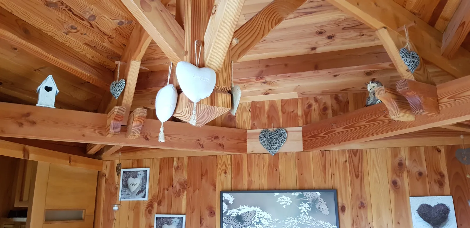 Cabane des Tourtereaux à Roches, photo 6