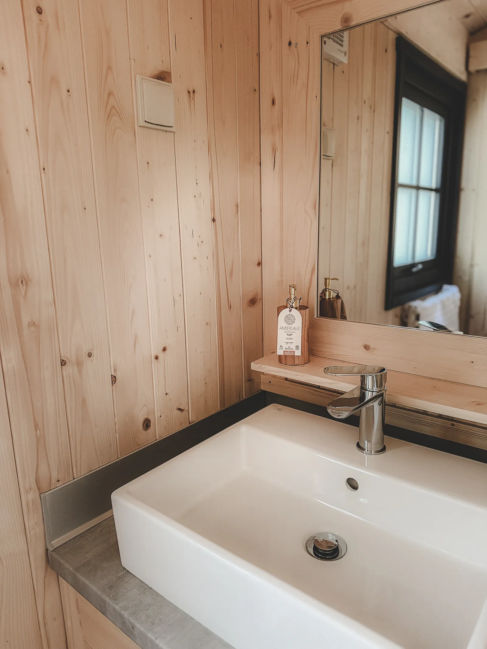 Cabane Ausèla à Saint-Aubin-de-Nabirat, photo 6