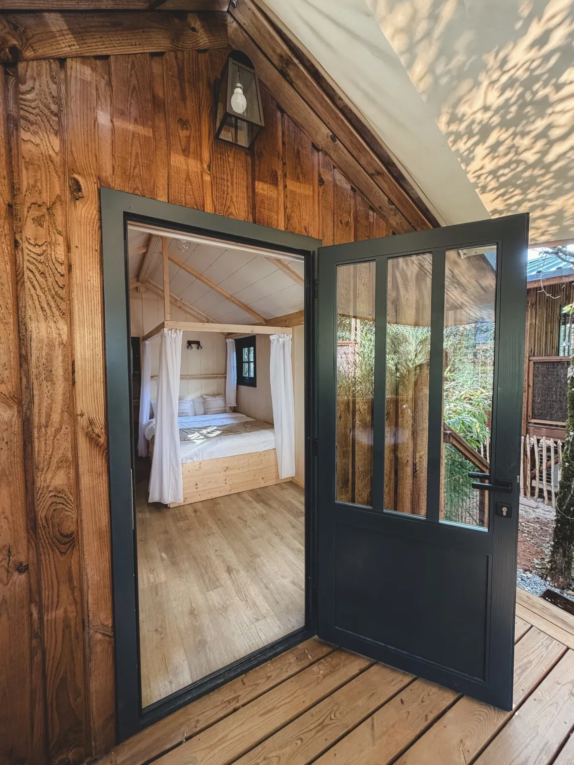Cabane Luna à Saint-Aubin-de-Nabirat, photo 3