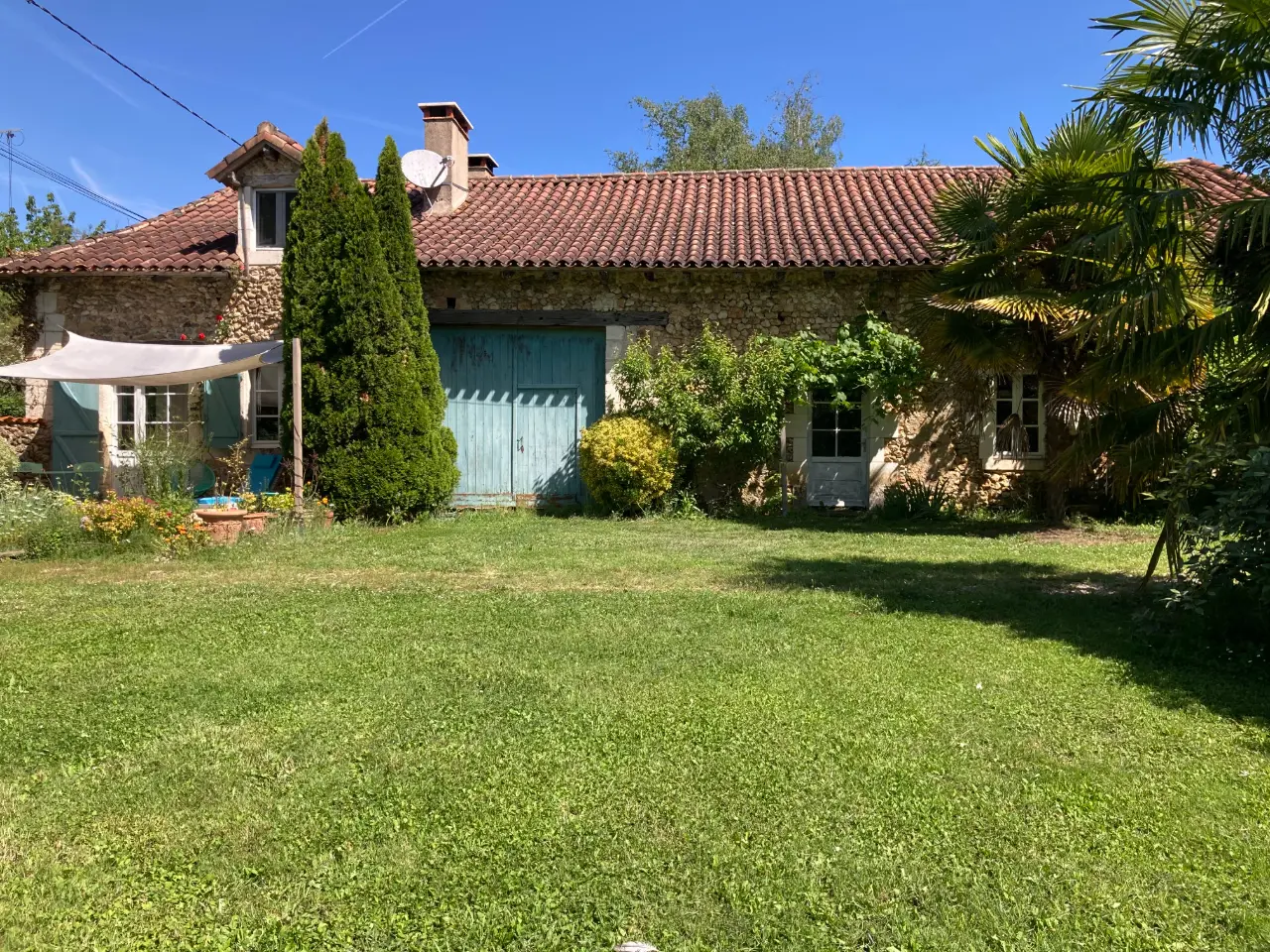 Cabane à l'orée du bois à Manzac-sur-Vern, photo 7