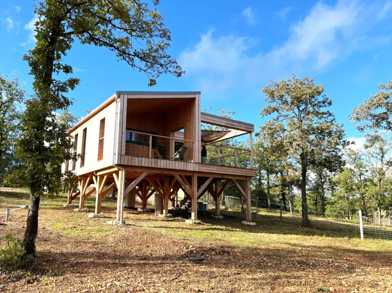 Cabane de Combe Falce à Salignac-Eyvigues, photo 3
