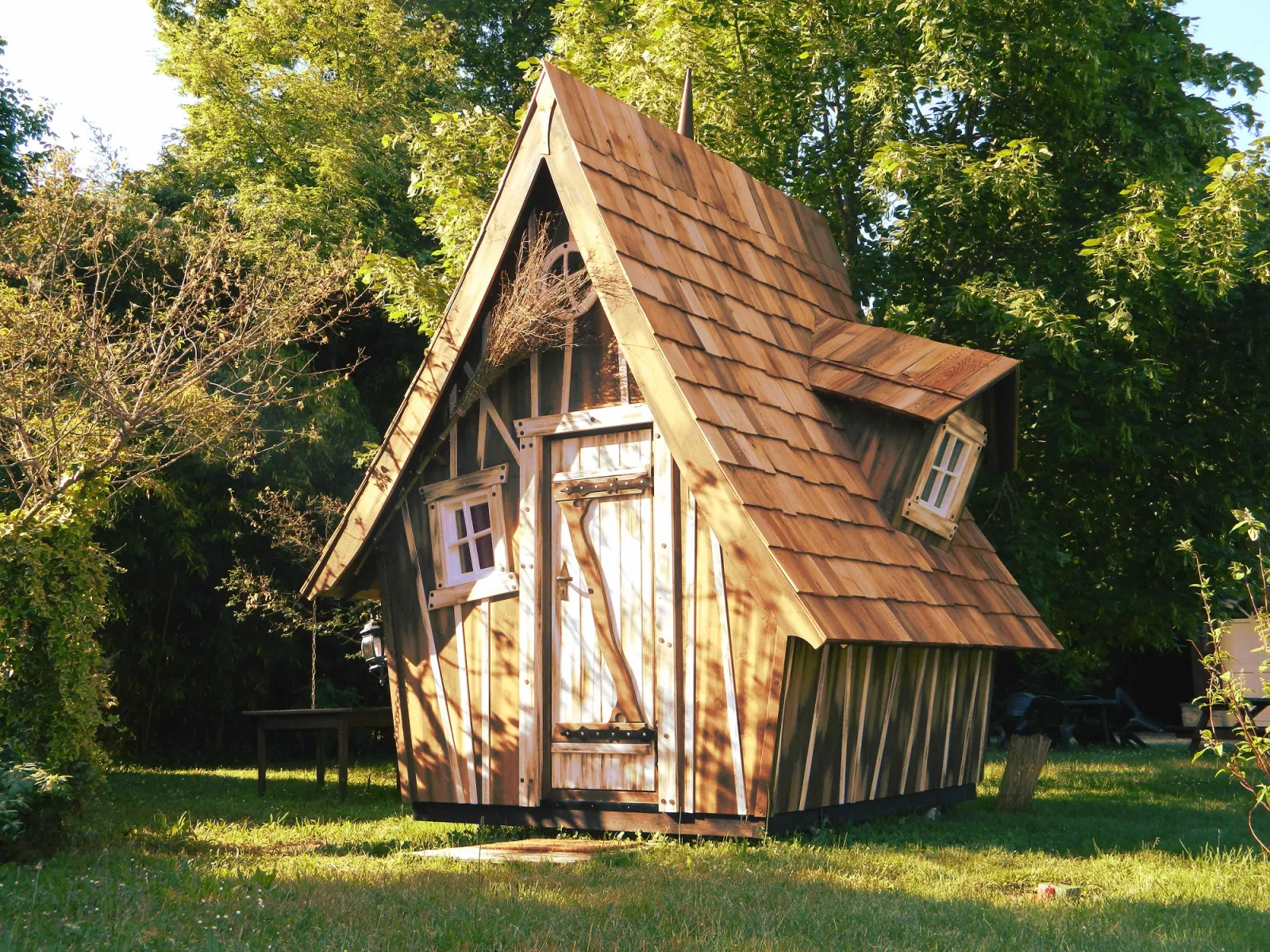 Cabane de Sorcière, cabane à Saint-Vincent-de-Cosse
