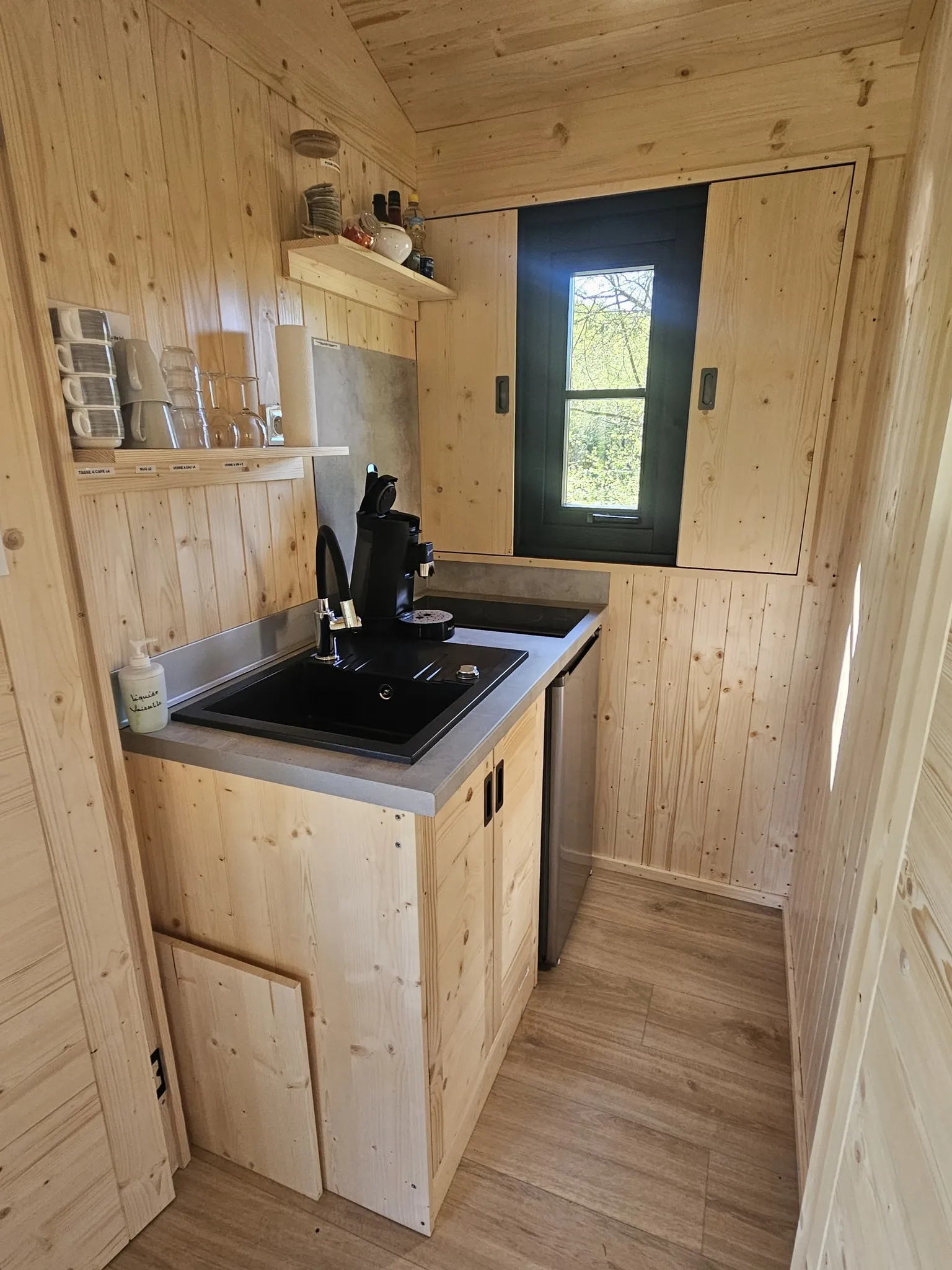 Cabane du Héron à Saint-André-d'Allas, photo 7