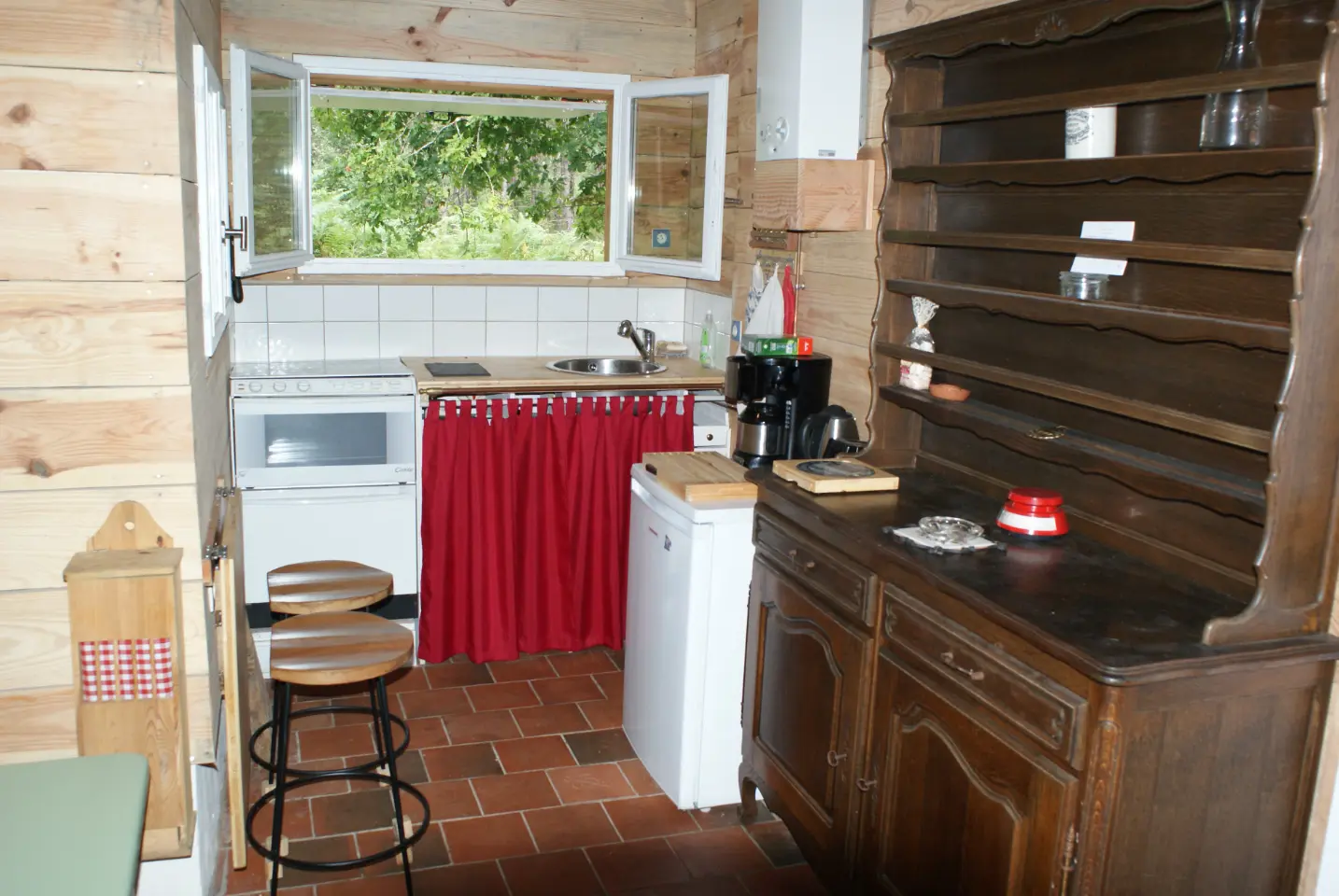 Cabane la Palombière à Saint-Symphorien, photo 6