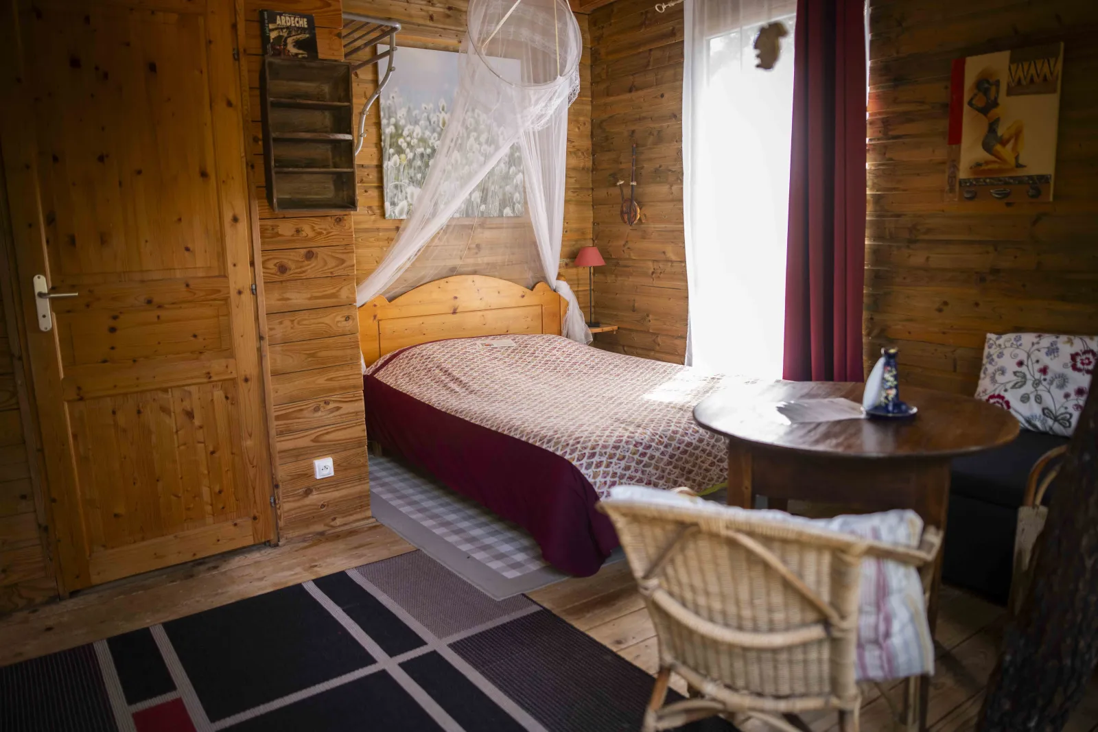 Cabane des Écureuils Amoureux à Barjac, photo 6